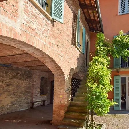 Nice In Monforte Dalba With Wifi 別荘 モンフォルテ・ダルバ