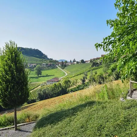 Nice In Monforte Dalba With Wifi 別荘